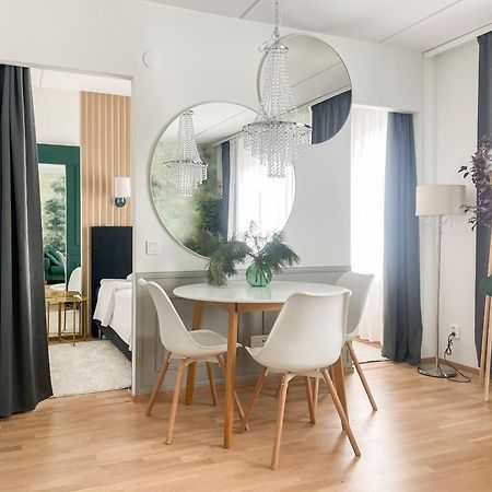 Cozy Apartment Right Next To Metro Station Espoo Extérieur photo